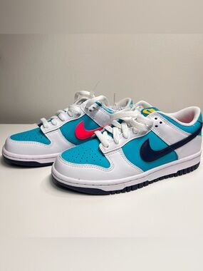 Nike Dunk Low Baltic Blue White Pink Navy HF4794-345 Sizes 5.5Y / Women’s 7